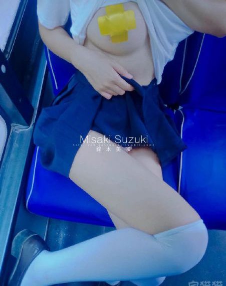 久久久青草青青亚洲国产免观_720高清视频播放